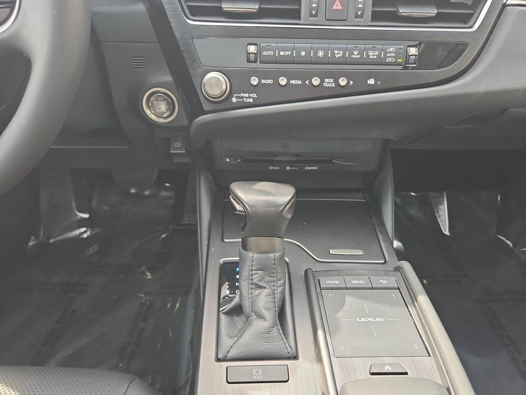used 2022 Lexus ES 350 car, priced at $35,800
