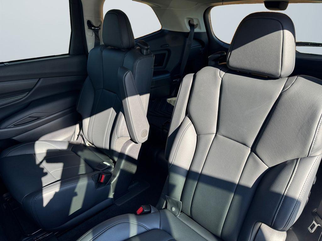 used 2025 Subaru Ascent car, priced at $43,800