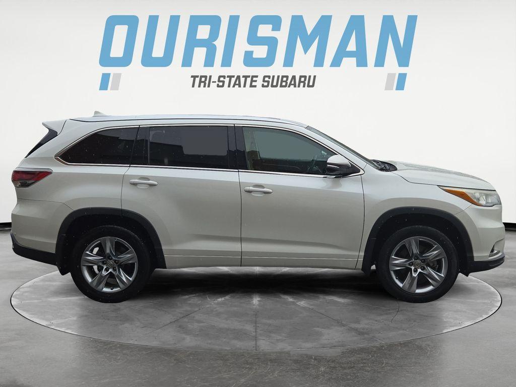 used 2015 Toyota Highlander car, priced at $19,000