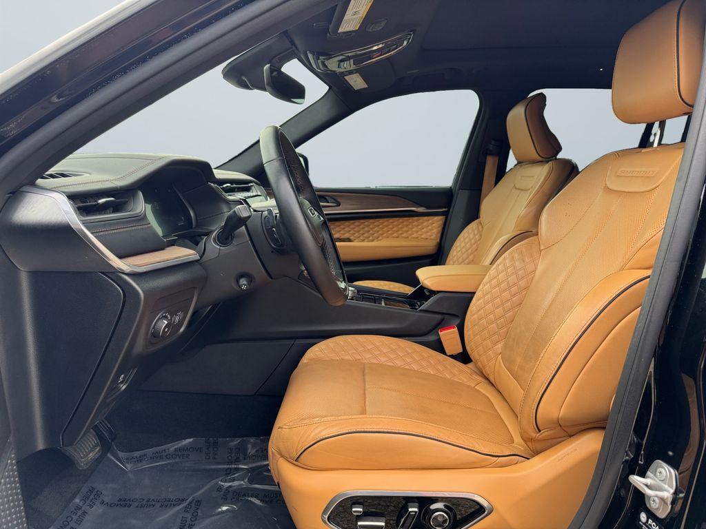 used 2022 Jeep Grand Cherokee car, priced at $41,000