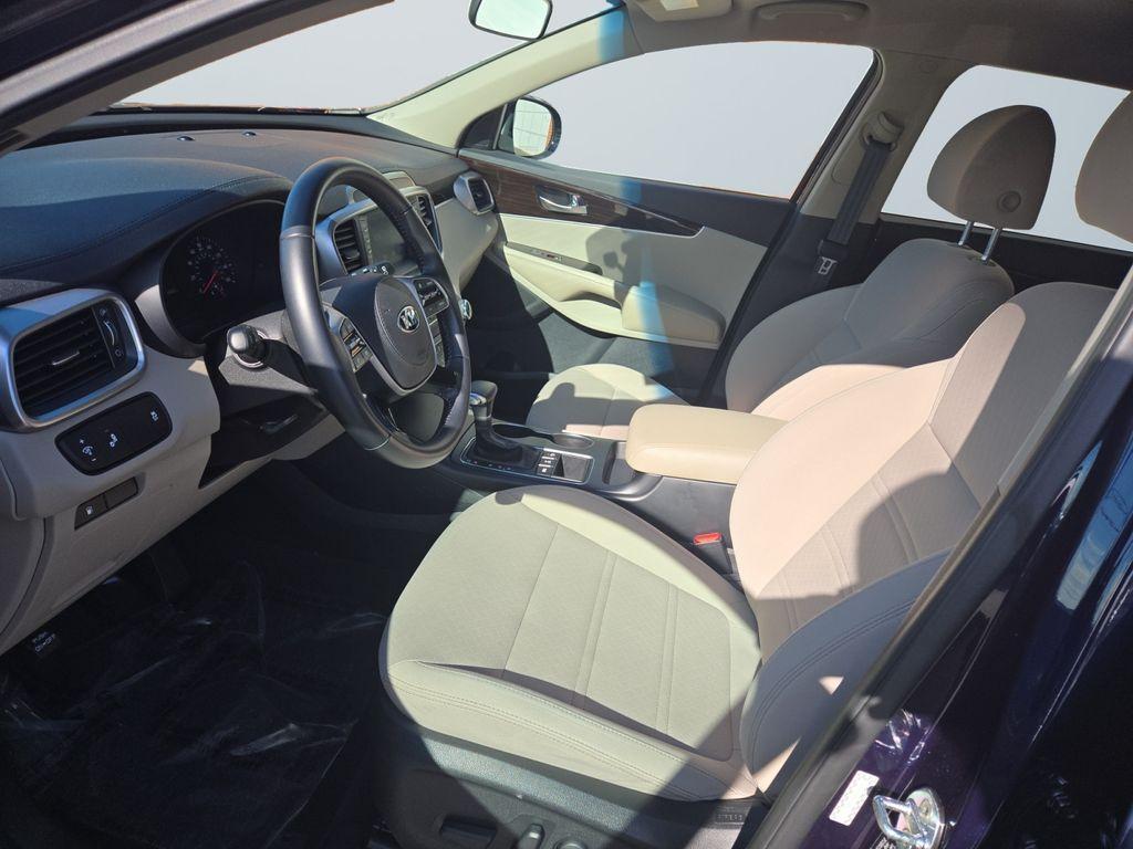 used 2020 Kia Sorento car, priced at $17,000