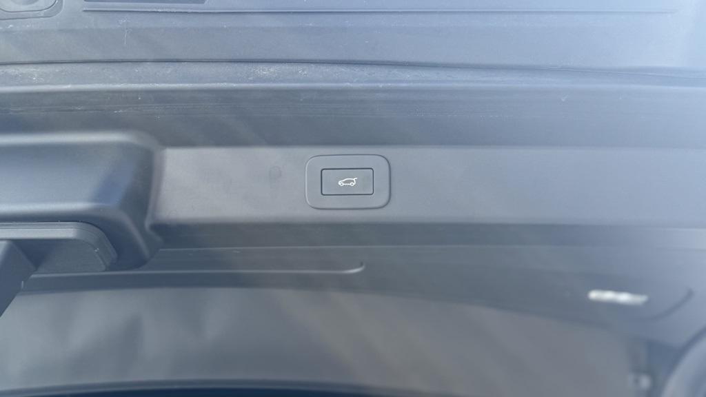 used 2024 Land Rover Range Rover Sport car, priced at $71,900