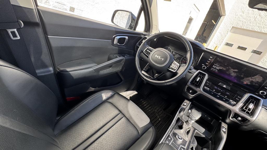 used 2023 Kia Sorento car, priced at $27,200