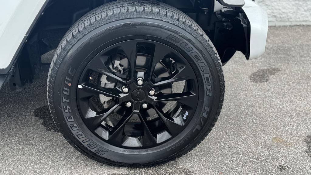 used 2023 Jeep Gladiator car, priced at $38,900