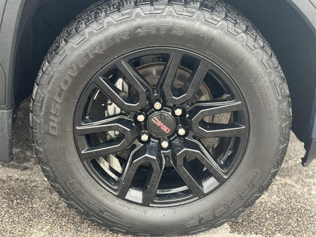 used 2019 GMC Sierra 1500 car, priced at $28,500
