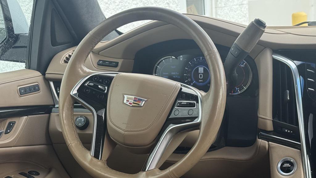 used 2018 Cadillac Escalade ESV car, priced at $32,900