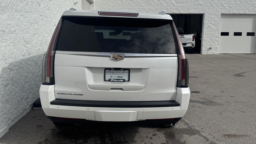 used 2018 Cadillac Escalade ESV car, priced at $32,900