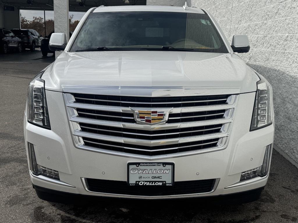 used 2018 Cadillac Escalade ESV car, priced at $32,900