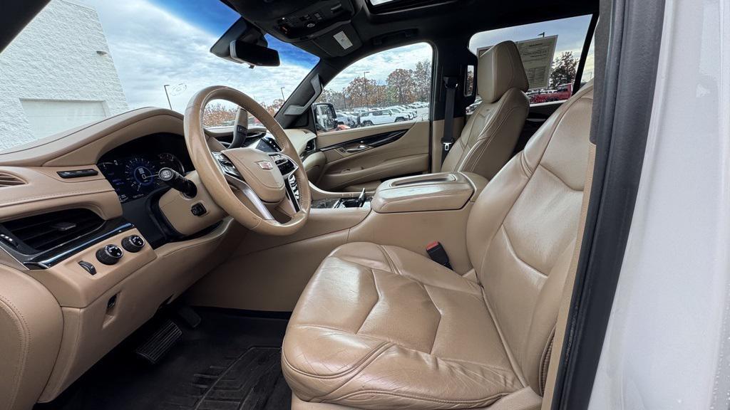 used 2018 Cadillac Escalade ESV car, priced at $32,900