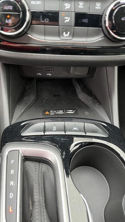 used 2024 Buick Envista car, priced at $26,900