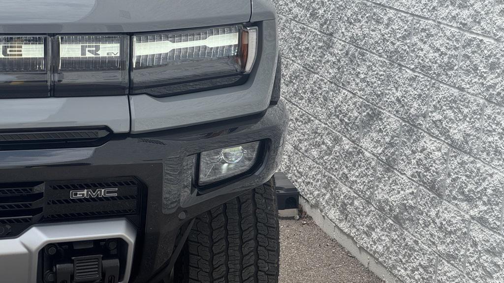 new 2025 GMC HUMMER EV SUV car, priced at $99,615