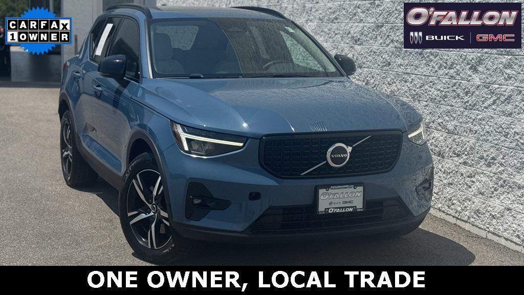 used 2023 Volvo XC40 car, priced at $25,500