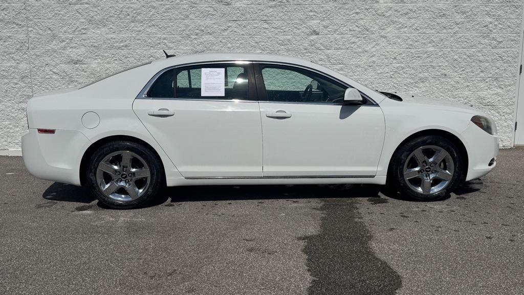 used 2009 Chevrolet Malibu car, priced at $8,400