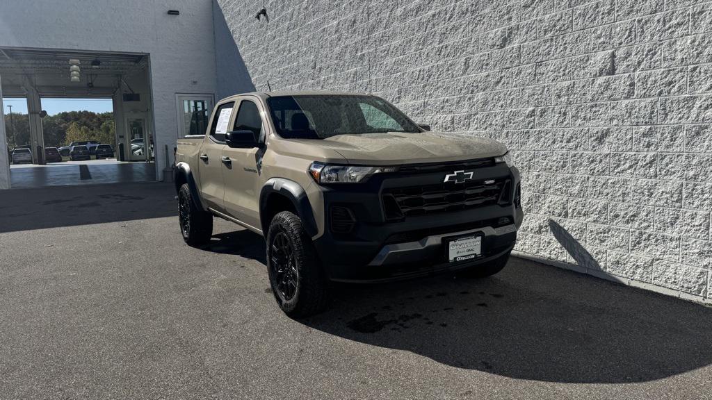 used 2024 Chevrolet Colorado car, priced at $38,200