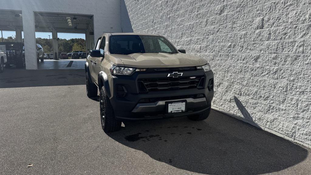 used 2024 Chevrolet Colorado car, priced at $38,200