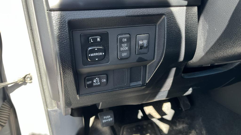used 2014 Toyota Tundra car, priced at $13,900