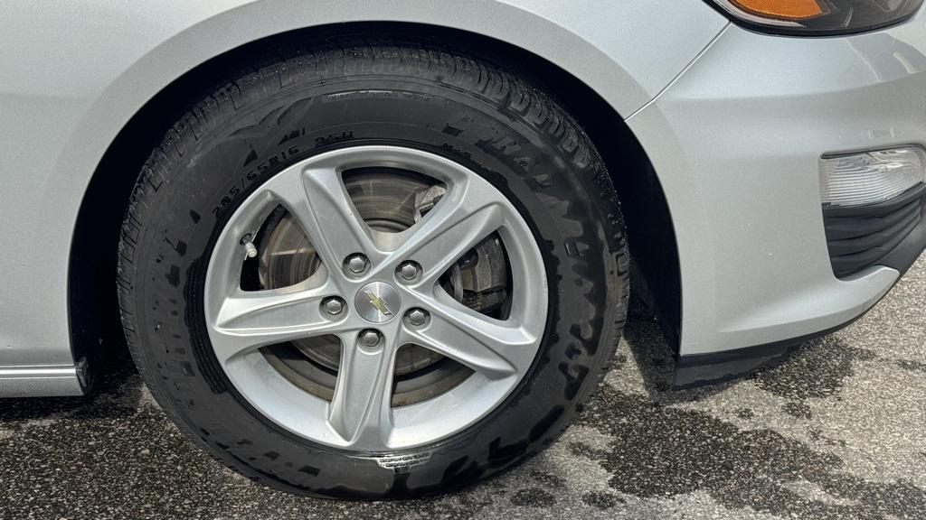 used 2019 Chevrolet Malibu car, priced at $12,900