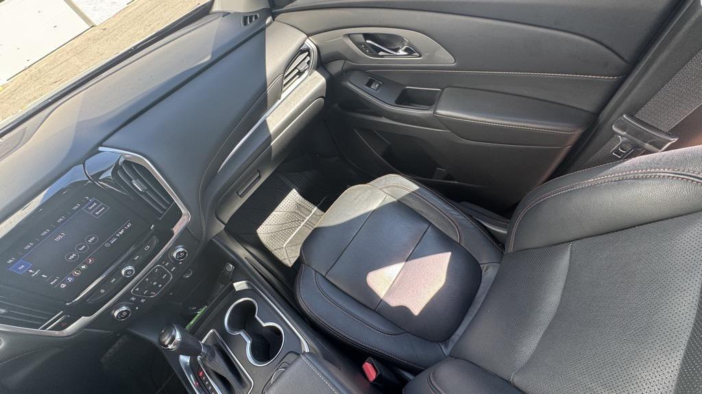 used 2020 Chevrolet Traverse car, priced at $21,000
