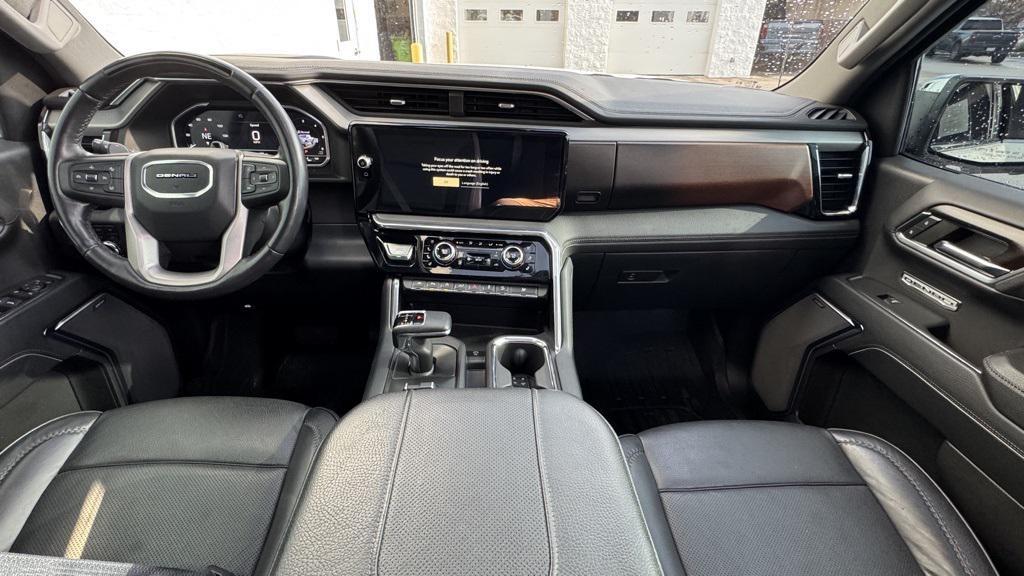 used 2024 GMC Sierra 1500 car, priced at $52,300