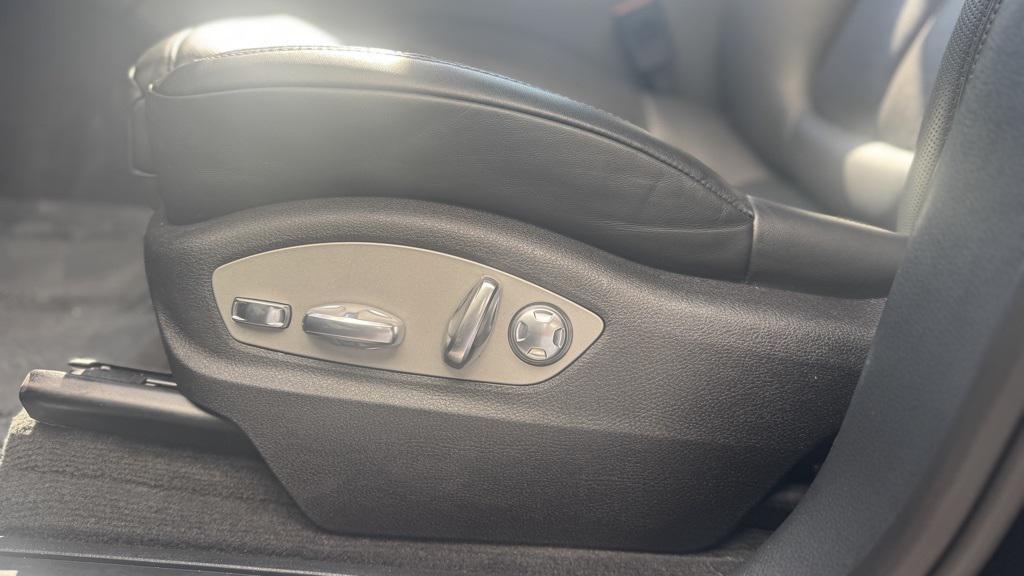 used 2024 Porsche Macan car, priced at $51,500