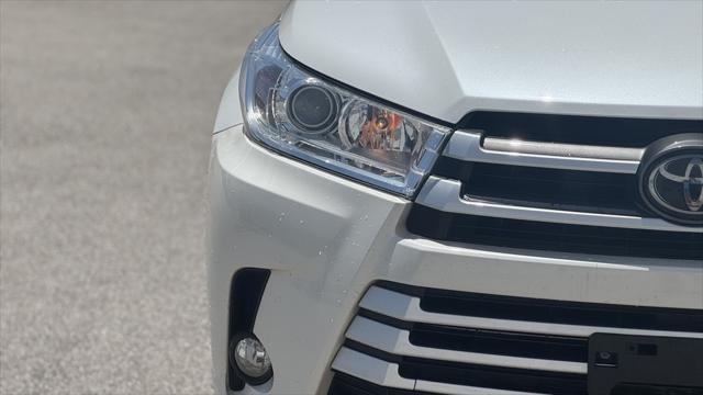 used 2017 Toyota Highlander car, priced at $18,900