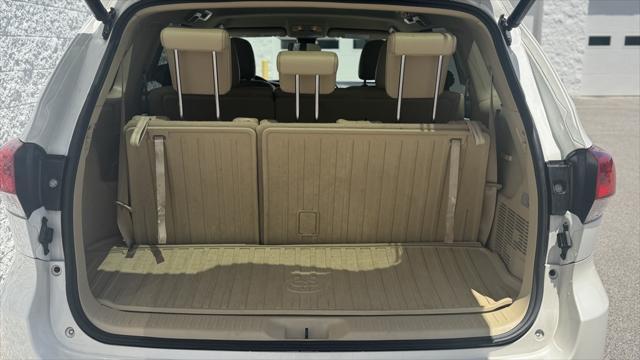 used 2017 Toyota Highlander car, priced at $18,900