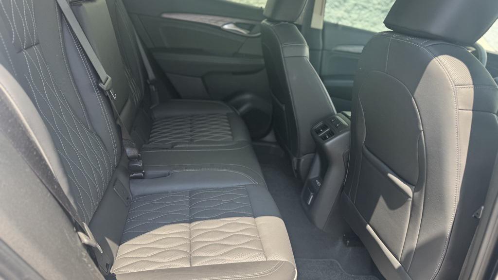 used 2021 Buick Envision car, priced at $24,900