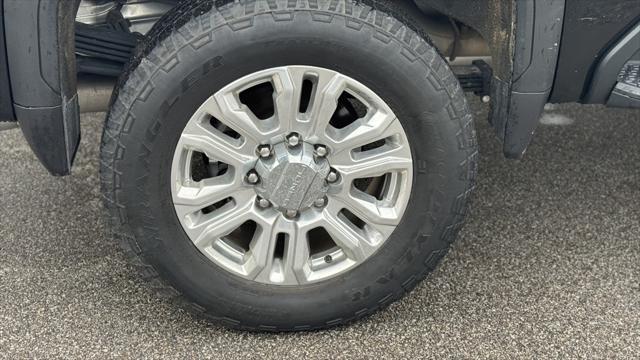 used 2022 GMC Sierra 2500 car, priced at $67,900
