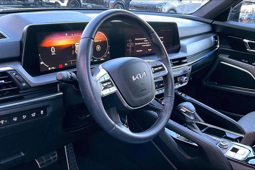 used 2023 Kia Telluride car, priced at $44,225