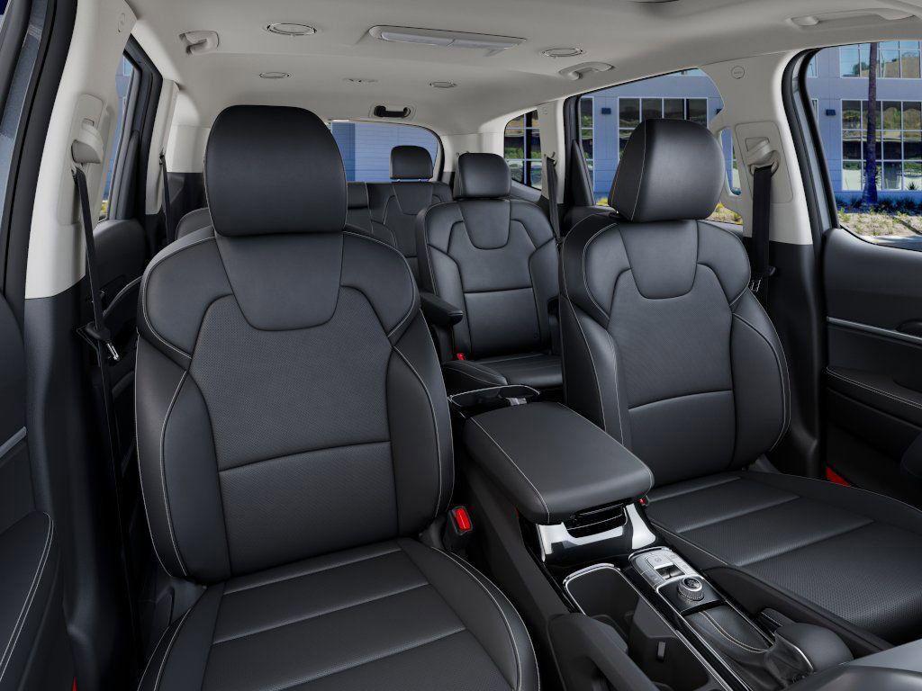 new 2025 Kia Telluride car, priced at $38,704
