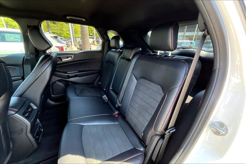 used 2023 Ford Edge car, priced at $27,314