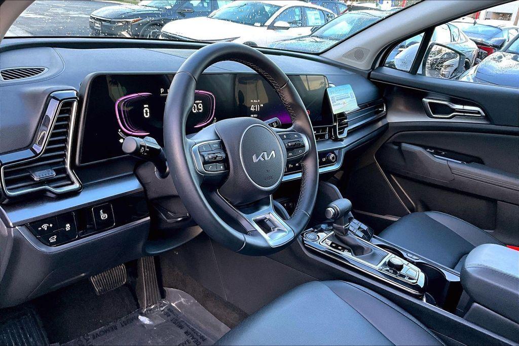 used 2025 Kia Sportage car, priced at $27,894