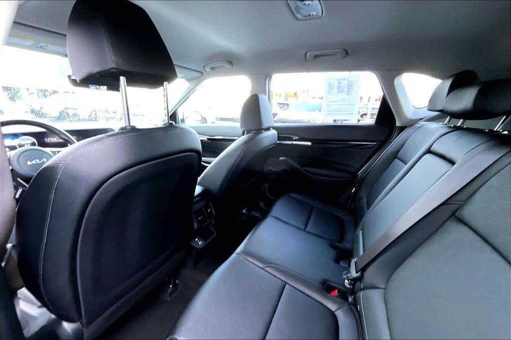 used 2025 Kia Seltos car, priced at $24,630