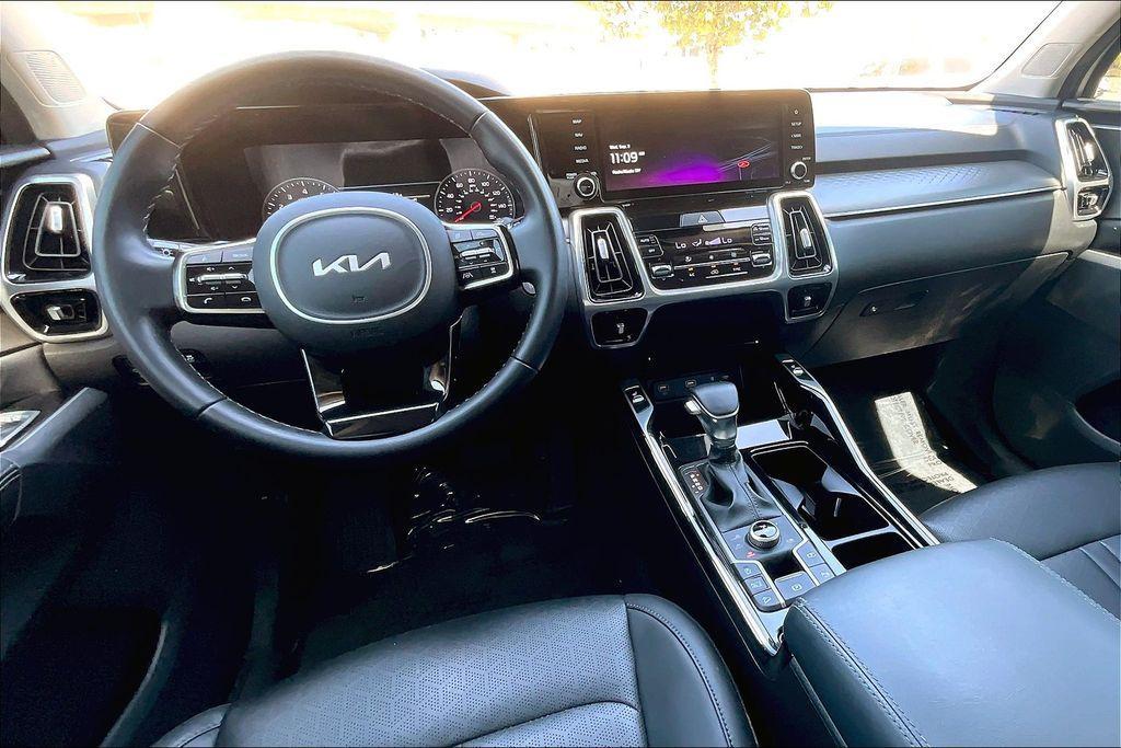used 2022 Kia Sorento car, priced at $30,127