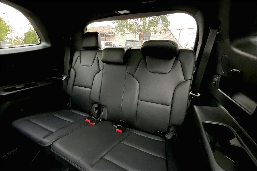 used 2024 Kia Telluride car, priced at $43,934