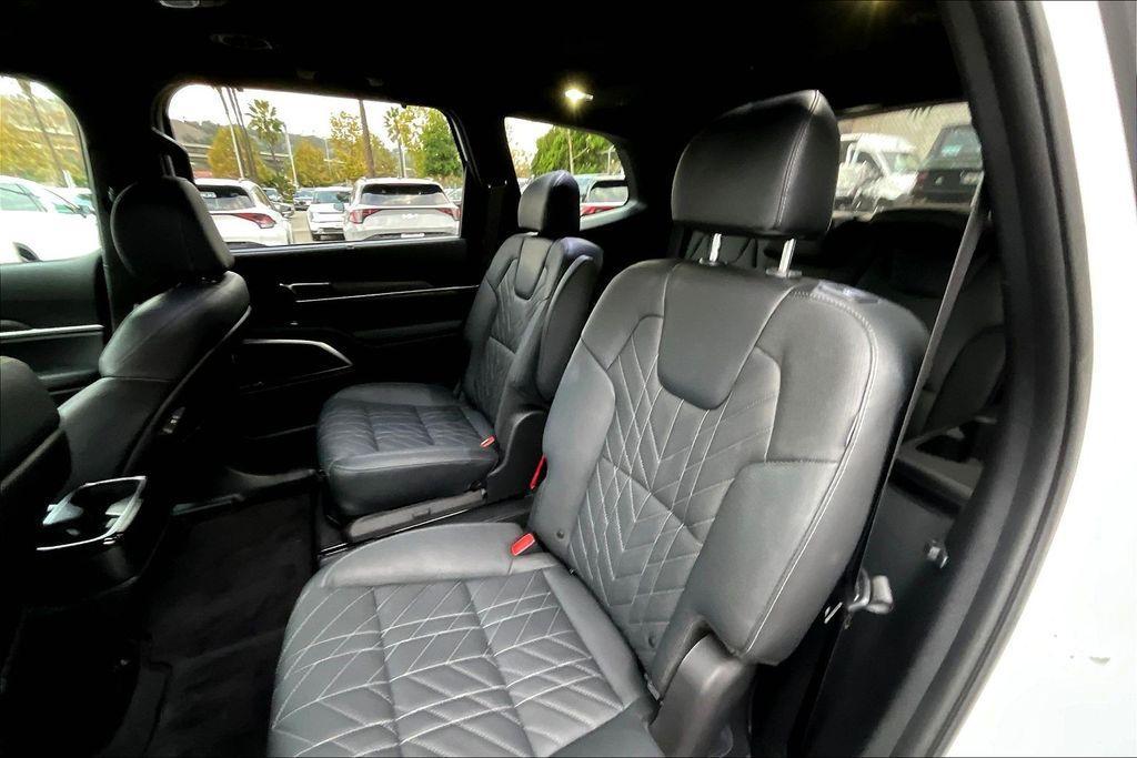 used 2024 Kia Telluride car, priced at $43,934