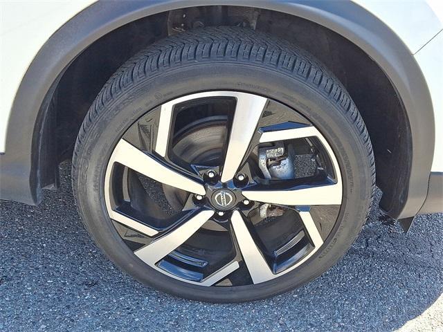 used 2022 Nissan Rogue Sport car, priced at $23,914
