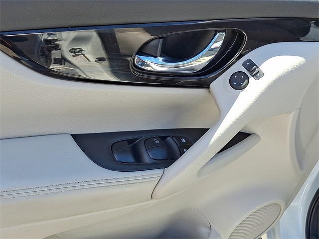 used 2022 Nissan Rogue Sport car, priced at $23,914