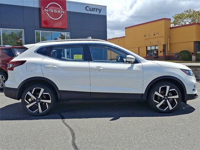 used 2022 Nissan Rogue Sport car, priced at $23,914