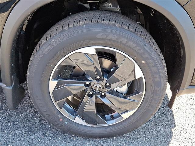 new 2025 Nissan Rogue car, priced at $33,665