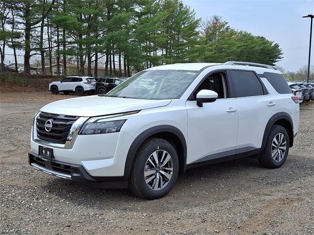 new 2025 Nissan Pathfinder car, priced at $41,412