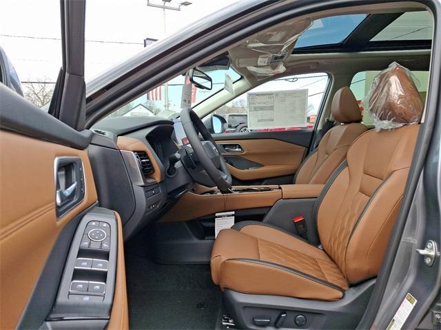 new 2025 Nissan Rogue car, priced at $40,458