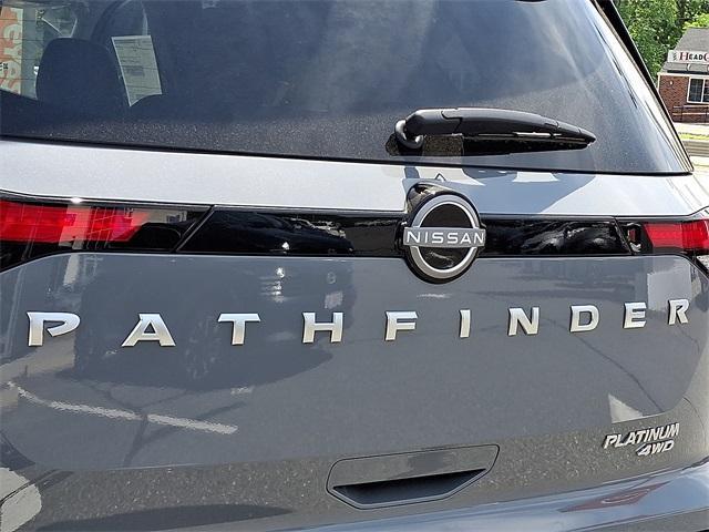 new 2025 Nissan Pathfinder car, priced at $48,656