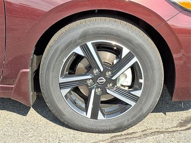 new 2025 Nissan Sentra car, priced at $23,922