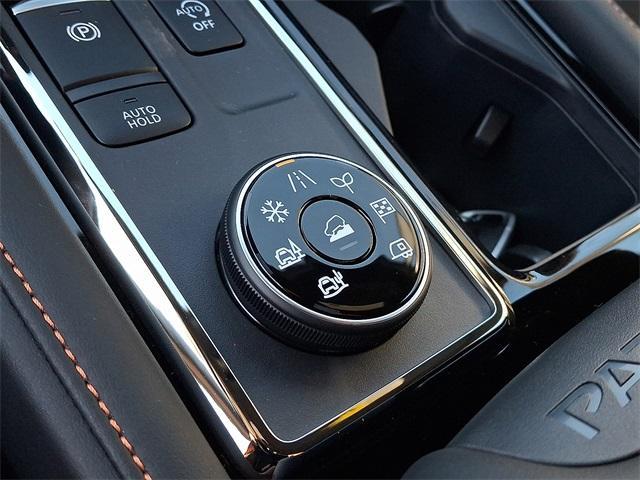 new 2025 Nissan Pathfinder car, priced at $43,678