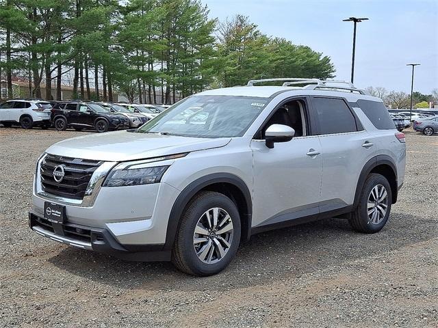 new 2025 Nissan Pathfinder car, priced at $41,399