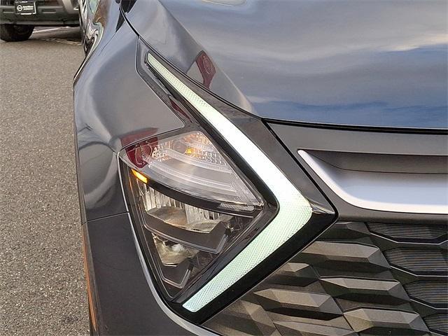used 2023 Kia Sportage Hybrid car, priced at $27,061