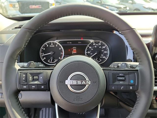 new 2025 Nissan Pathfinder car, priced at $38,670