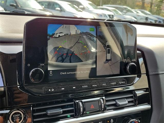 new 2025 Nissan Pathfinder car, priced at $38,670