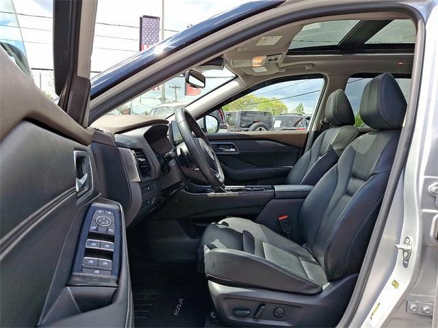 used 2021 Nissan Rogue car, priced at $25,995